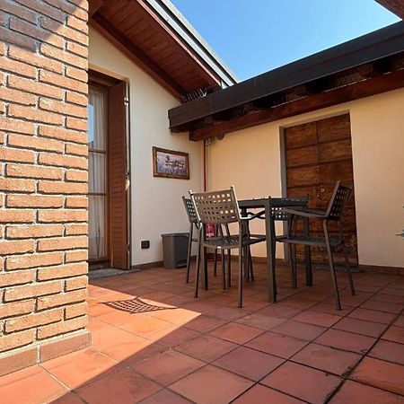 Casa Ceruti Bed & Breakfast Villa Guardia Ngoại thất bức ảnh