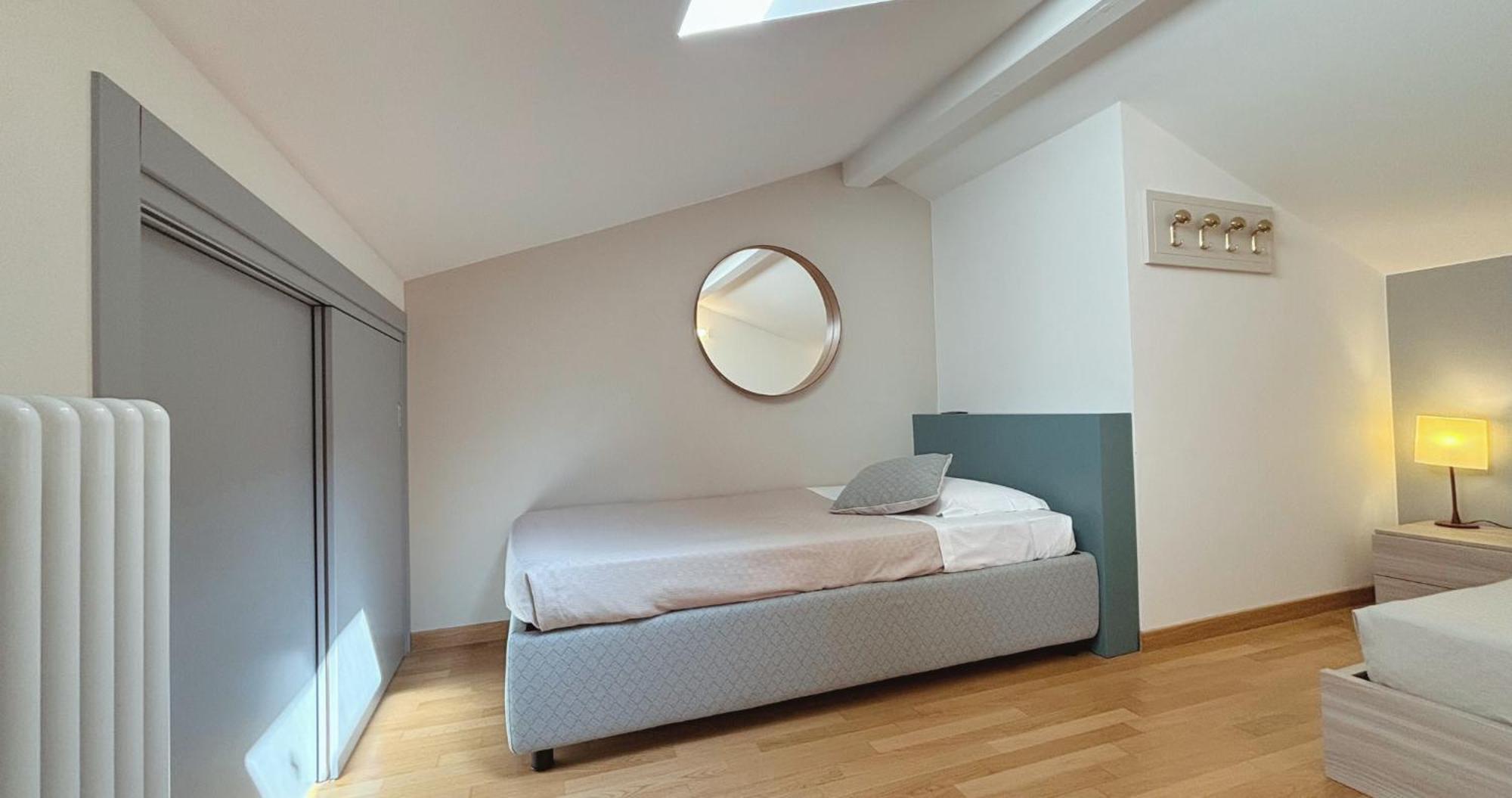 Casa Ceruti Bed & Breakfast Villa Guardia Ngoại thất bức ảnh